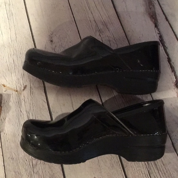 black patent leather dansko